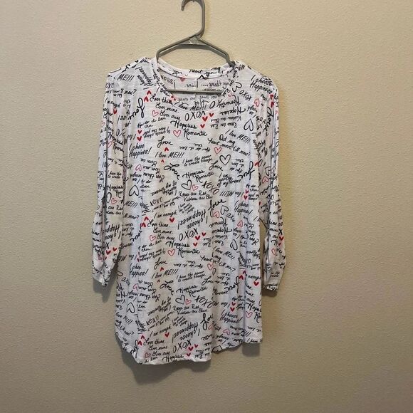 Lane Bryant Ruched-Sleeve Curved Hem Tee - Picture 4 of 6